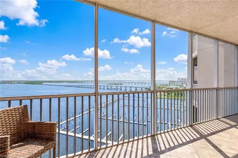 2104 W First St #1802, Fort Myers, FL 33901