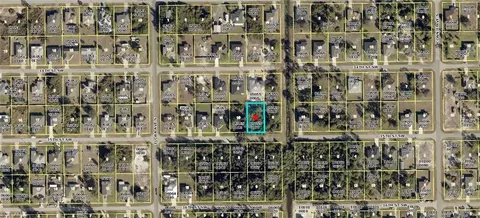 2702 35th St SW, Lehigh Acres, FL 33976