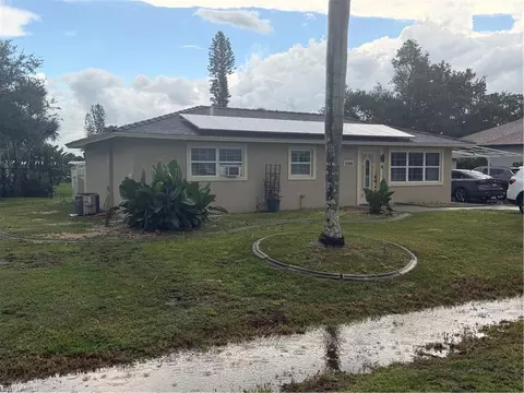 1398 Sunrise Dr, North Fort Myers, FL 33917