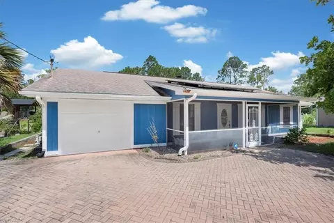 580 16th St SE, Naples, FL 34117