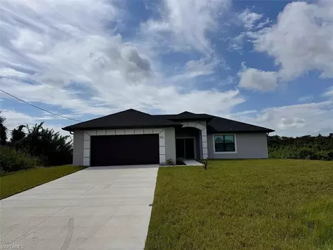 2019 NW 17th St, Cape Coral, FL 33993