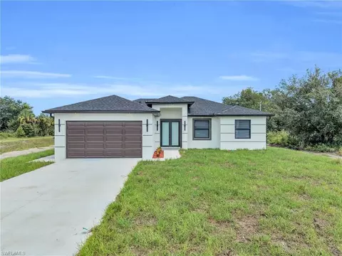 2522 56th St W, Lehigh Acres, FL 33971
