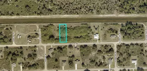 2714 75th St W, Lehigh Acres, FL 33971