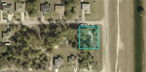 2501 39th St W, Lehigh Acres, FL 33971