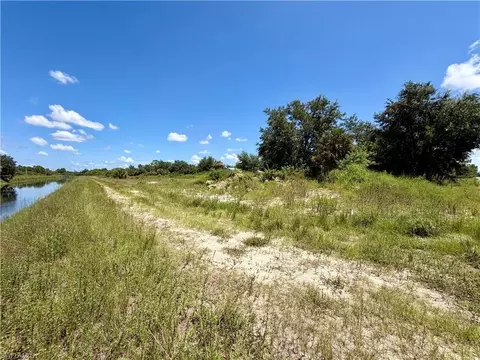 Undisclosed, Labelle, FL 33935 photo 2