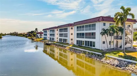 1610 Middle Gulf Dr #B-2, Sanibel, FL 33957