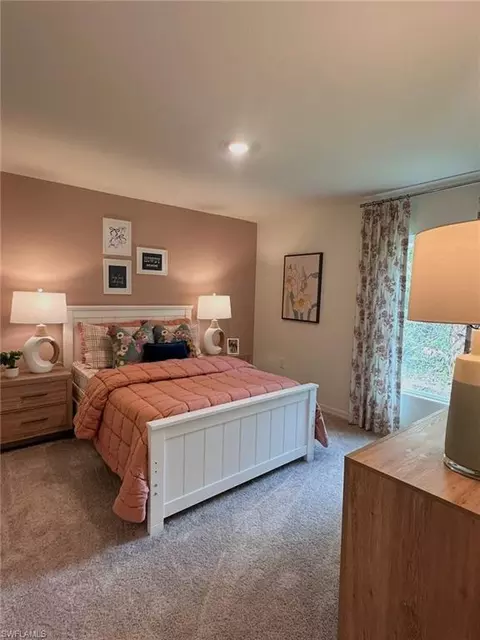Bedroom - 8083 Sunrise Cir, Labelle, FL 33935 photo 3 of 4