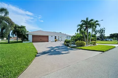 1220 SE 34th Ter, Cape Coral, FL 33904