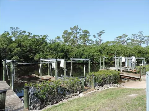 Exterior - 20701 Garden Dr, Estero, FL 33928 photo 4 of 9