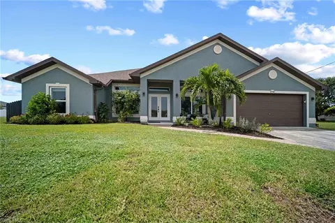 2702 NE 1st Ave, Cape Coral, FL 33909
