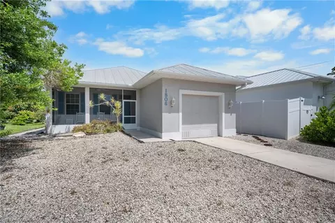 1806 Manasota Beach Rd, Englewood, FL 34223