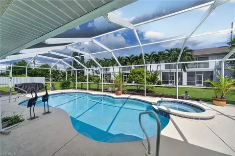 3515 SW Santa Barbara Pl, Cape Coral, FL 33914
