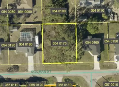 3714 Tallman St, Fort Myers, FL 33905