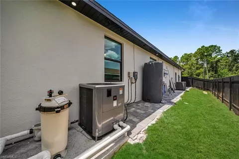 Exterior - 2012 Robert Ave, Alva, FL 33920 photo 5 of 5