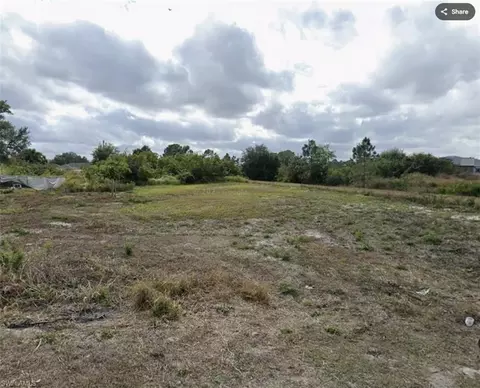 2911 2nd St SW, Lehigh Acres, FL 33976