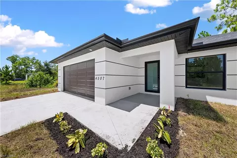 Exterior - 4507 E 10th St, Lehigh Acres, FL 33972 photo 3 of 3