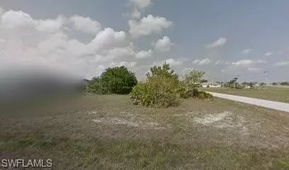 1511 NE 18th St, Cape Coral, FL 33909