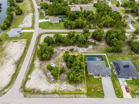 4504 NW 34th Ave, Cape Coral, FL 33993