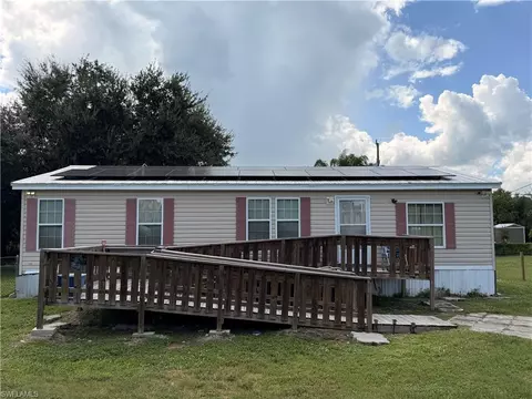 8240 Penny Dr, North Fort Myers, FL 33917