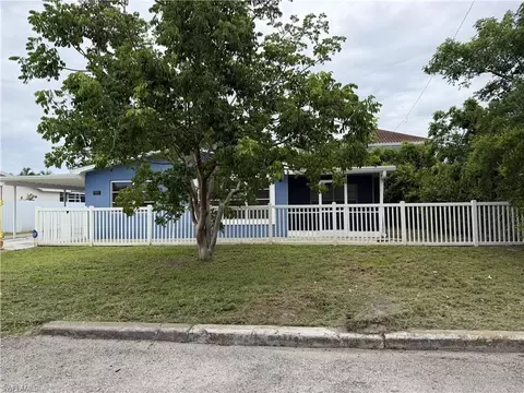 4481 Lagg Ave, Fort Myers, FL 33901