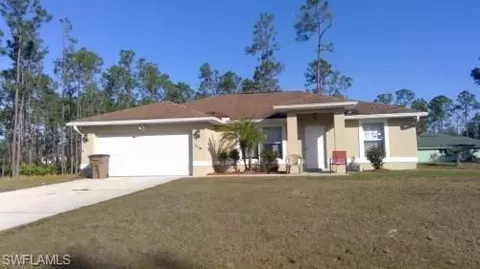 805 E 13th St, Lehigh Acres, FL 33972