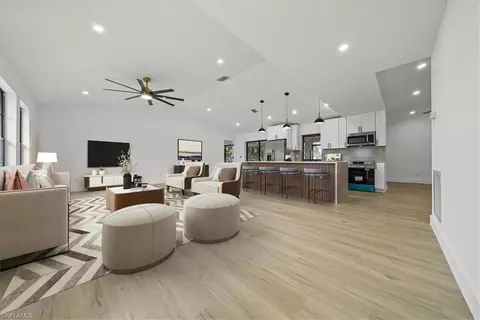 1716 SE 8th Ter, Cape Coral, FL 33990