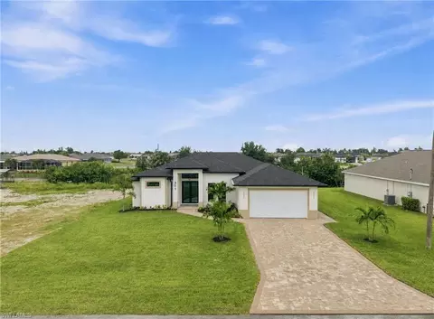 307 NE 15th St, Cape Coral, FL 33909