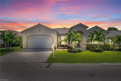 11142 Lakeland Cir, Fort Myers, FL 33913