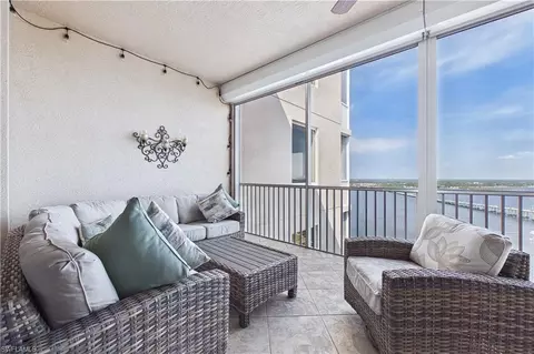 2090 W First St #G2907, Fort Myers, FL 33901