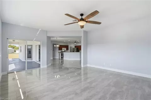 Living - 4529 Springview Cir, Labelle, FL 33935 photo 3 of 4