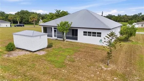 Exterior - 4529 Springview Cir, Labelle, FL 33935 photo 7 of 7