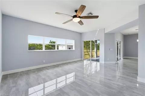 Living - 4529 Springview Cir, Labelle, FL 33935 photo 2 of 4