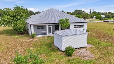 Exterior - 4529 Springview Cir, Labelle, FL 33935 photo 6 of 7
