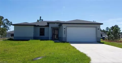 3306 74th St W, Lehigh Acres, FL 33971