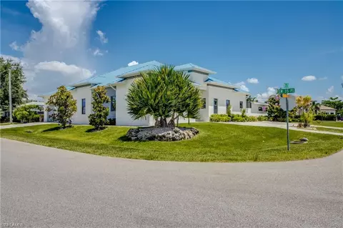 3517 SW 6th Ter, Cape Coral, FL 33991
