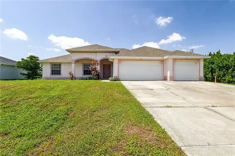 1920 NE 20th Pl, Cape Coral, FL 33909