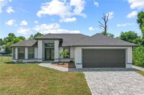 3805 6th St W, Lehigh Acres, FL 33971