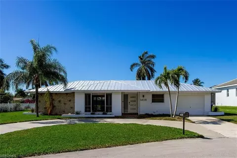 1408 Wellington Ct, Cape Coral, FL 33904