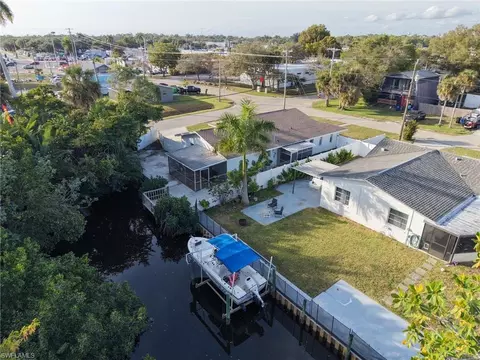 56 Cardinal Dr, North Fort Myers, FL 33917