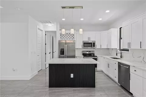 Kitchen - 4100 E 14th St, Lehigh Acres, FL 33972 photo 1 of 3
