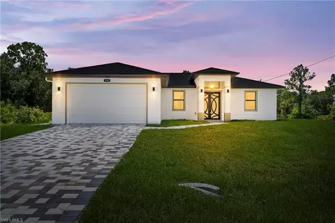4100 E 14th St, Lehigh Acres, FL 33972