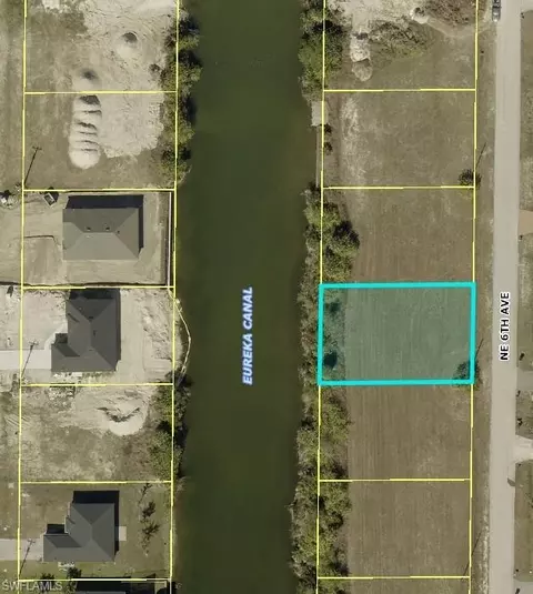 2124 NE 6th Ave, Cape Coral, FL 33909