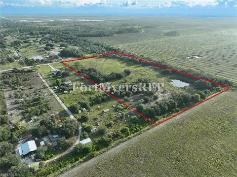 23910 Tinas Ln, Fort Myers, FL 33913