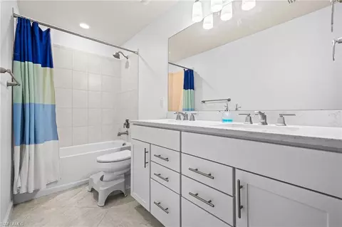 Bath - 19608 Beechcrest Pl, Estero, FL 33928 photo 5 of 5