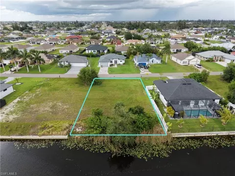 340 SW 26th Ave, Cape Coral, FL 33991