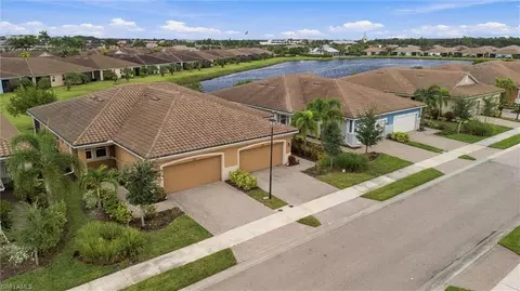 10360 Bonavie Cove Dr, Fort Myers, FL 33966