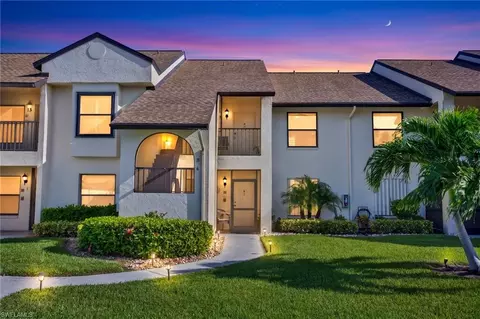 8430 Charter Club Cir #15, Fort Myers, FL 33919