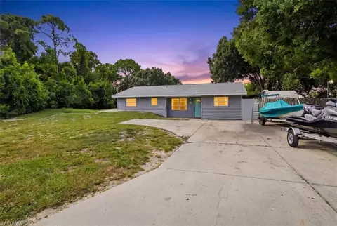3100 8th St W, Lehigh Acres, FL 33971
