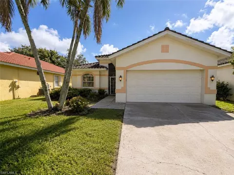 11330 Lakeland Cir, Fort Myers, FL 33913