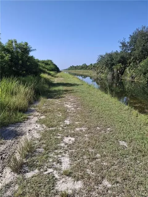 7979 22nd Pl, Labelle, FL 33935 photo 3